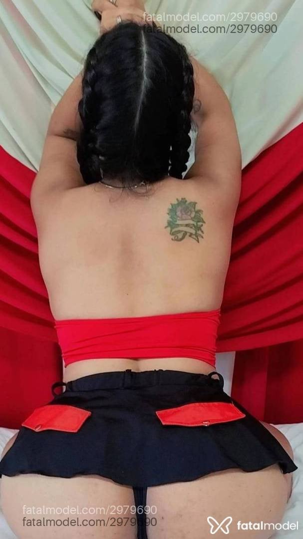 Acompanhante mulher morena (o) de olhos pretos - Paraguaia Maya