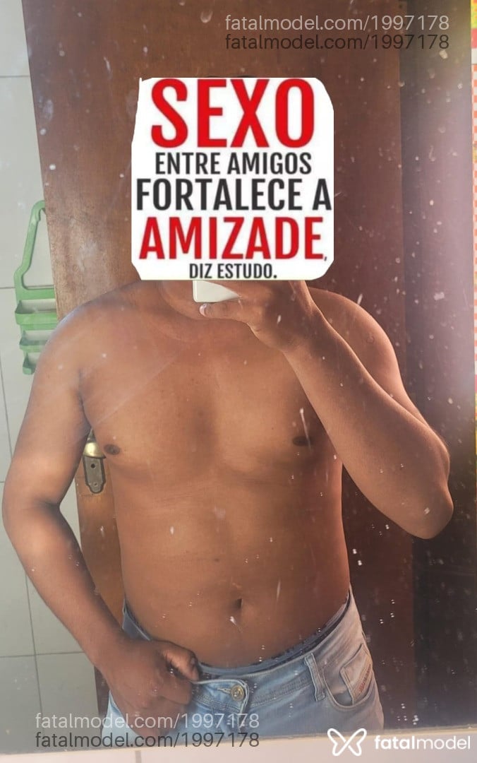 Acompanhante homem morena (o) de olhos pretos em Lucas do Rio Verde - Moren