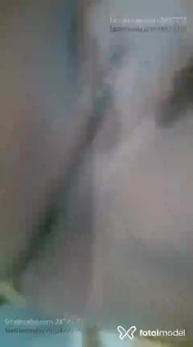Acompanhante mulher ruiva (o) de olhos pretos - Mari Acompanhante mulher ruiva (o) de olhos pretos - Mari