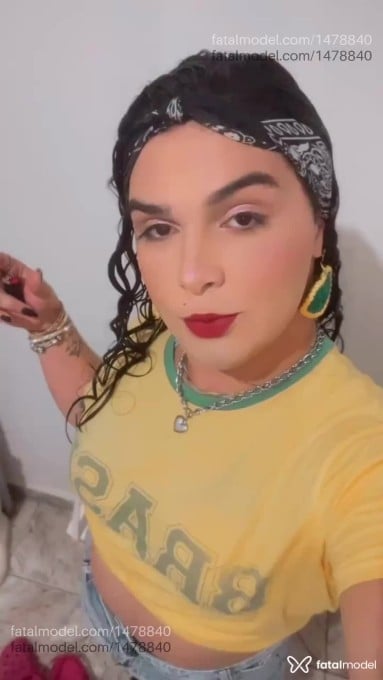 Acompanhante travesti morena (o) de olhos castanhos em Tupã Acompanhante travesti morena (o) de olhos castanhos em Tupã - Lolô Marquezz