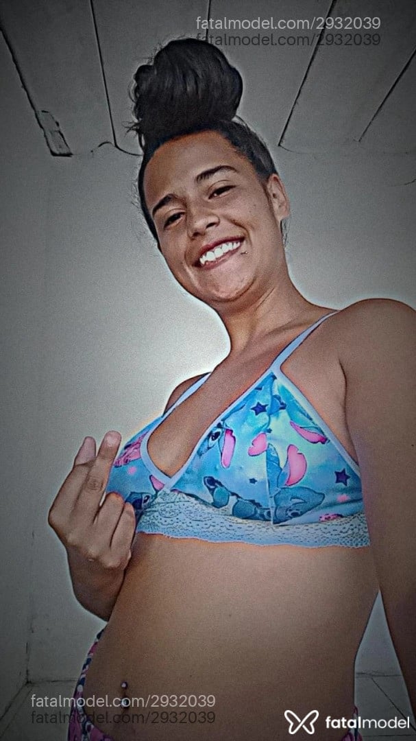 Acompanhante mulher morena (o) de olhos castanhos em Itaboraí - Submissa