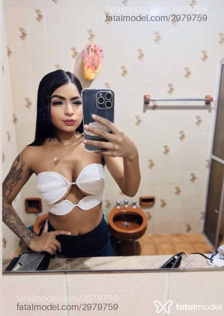 Acompanhante mulher morena (o) de olhos castanhos - Elloa Vitória