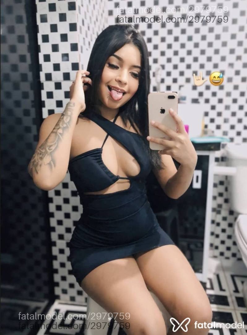 Acompanhante mulher morena (o) de olhos castanhos - Elloa Vitória