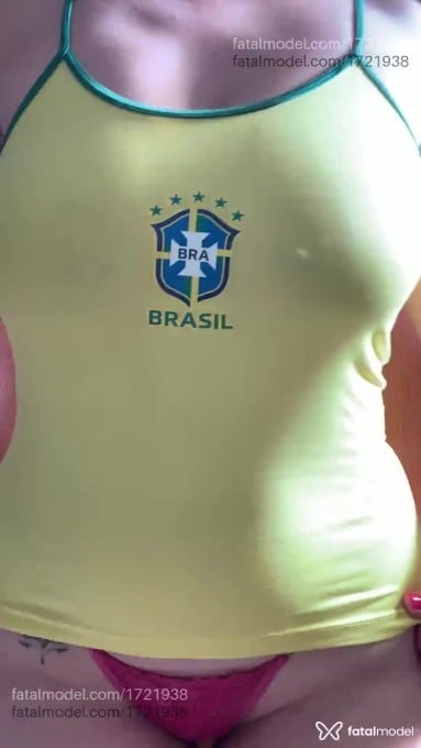Acompanhante mulher com cabelo castanho de olhos castanhos - Sunny