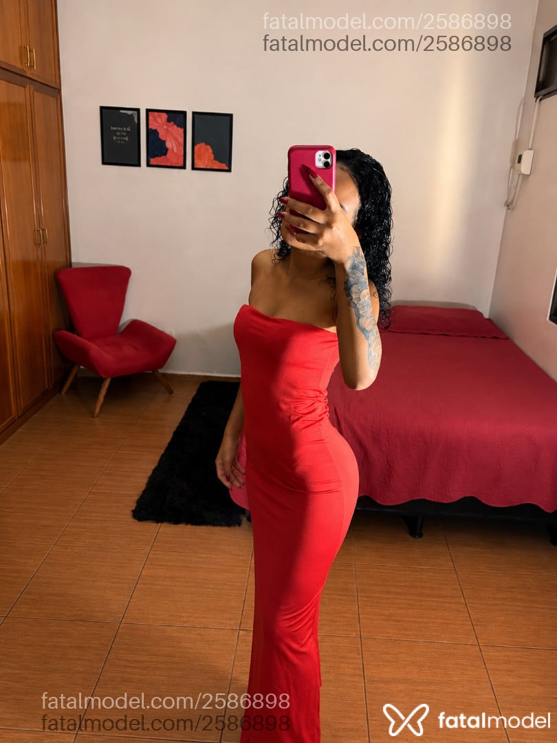 Acompanhante mulher com cabelo castanho de olhos pretos em São José - Mily Azevedo