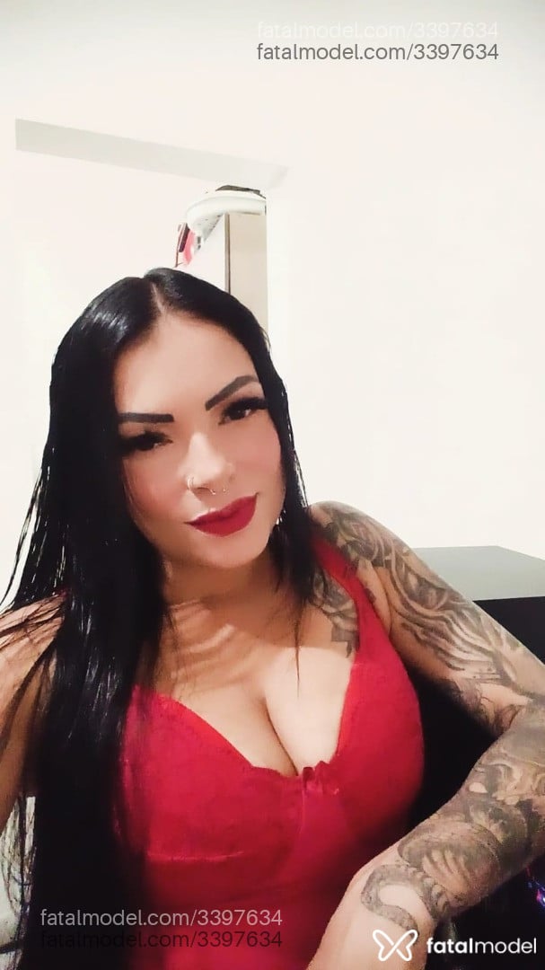 Acompanhante mulher morena (o) de olhos castanhos - Brenda