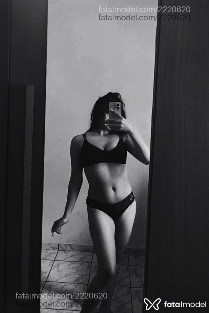 Acompanhante mulher morena (o) de olhos castanhos em Goiânia - Paola Aguiar