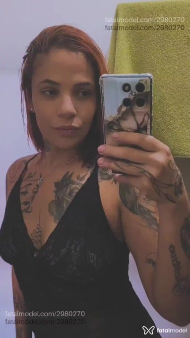 Acompanhante mulher ruiva (o) de olhos castanhos em Caruaru - Olivia