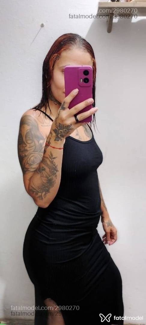 Acompanhante mulher ruiva (o) de olhos castanhos - Olivia