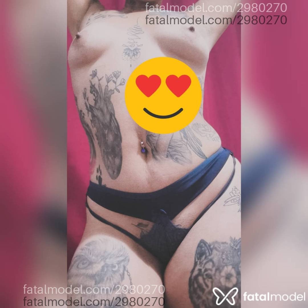 Acompanhante mulher ruiva (o) de olhos castanhos - Olivia