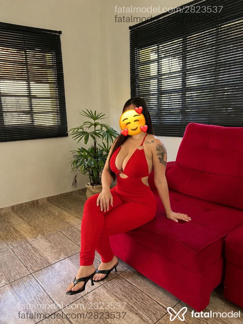 Acompanhante mulher com cabelo castanho de olhos castanhos - Kelly Sanchez Acompanhante mulher com cabelo castanho de olhos castanhos - Kelly Sanchez