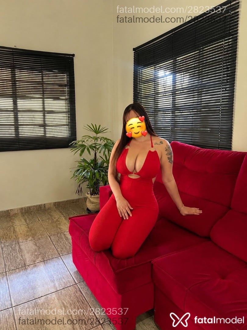 Acompanhante mulher com cabelo castanho de olhos castanhos em Campinas - Kelly Sanchez