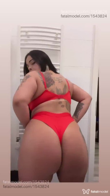 Acompanhante travesti morena (o) de olhos castanhos - Jessy