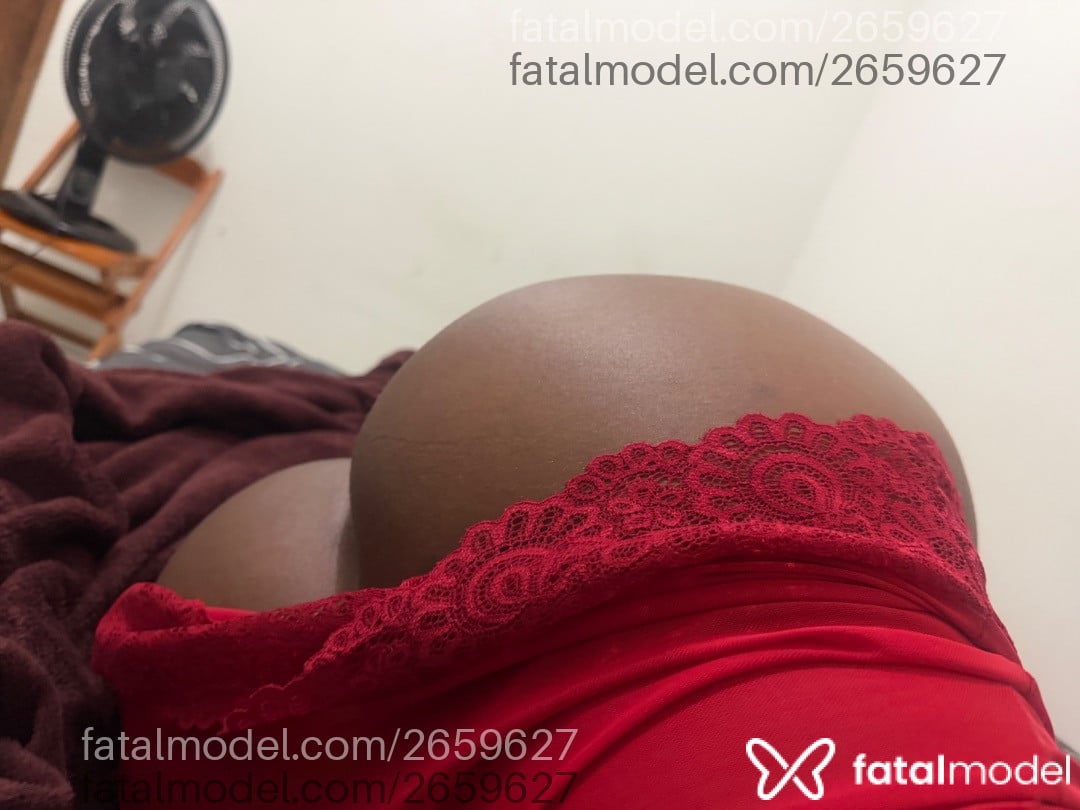 Acompanhante mulher morena (o) de olhos castanhos em Itabira - Pocah