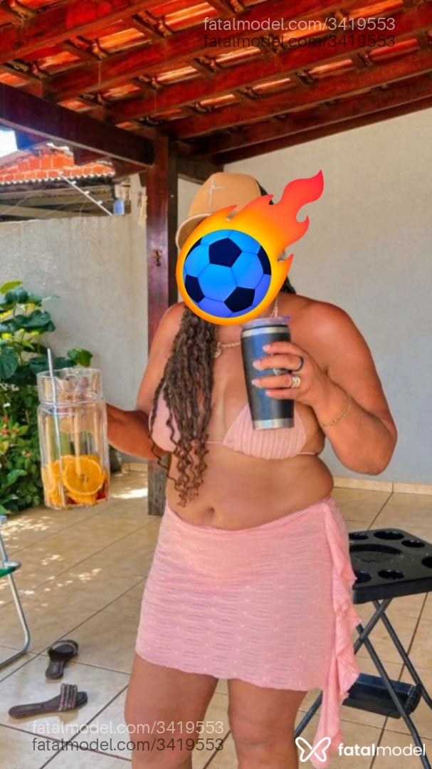 Acompanhante mulher com cabelo castanho de olhos pretos em Dourados - Carmen