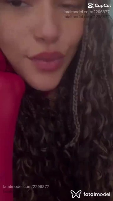 Acompanhante mulher morena (o) de olhos castanhos - Andressinha Acompanhante mulher morena (o) de olhos castanhos - Andressinha