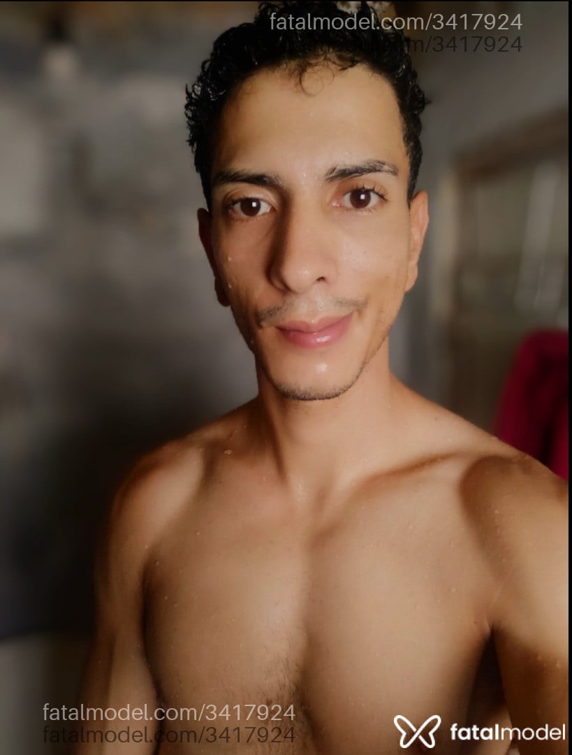 Acompanhante homem morena (o) de olhos castanhos - Lincon