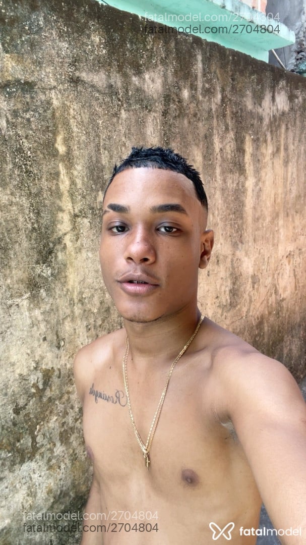 Acompanhante homem com cabelo grisalho de olhos pretos em Maceió - Ruan Riquelme