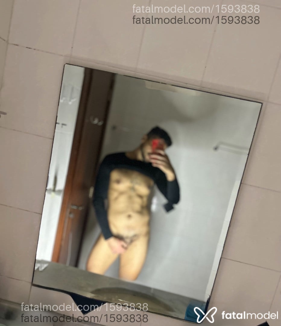 Acompanhante homem morena (o) de olhos castanhos em Caxias do Sul - Matteo