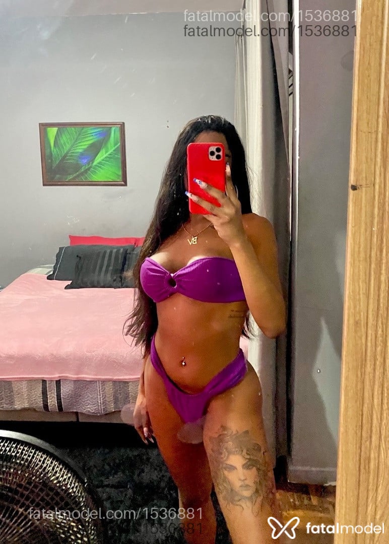 Acompanhante mulher trans morena (o) de olhos pretos em Porto Alegre - Brenda Valentiin