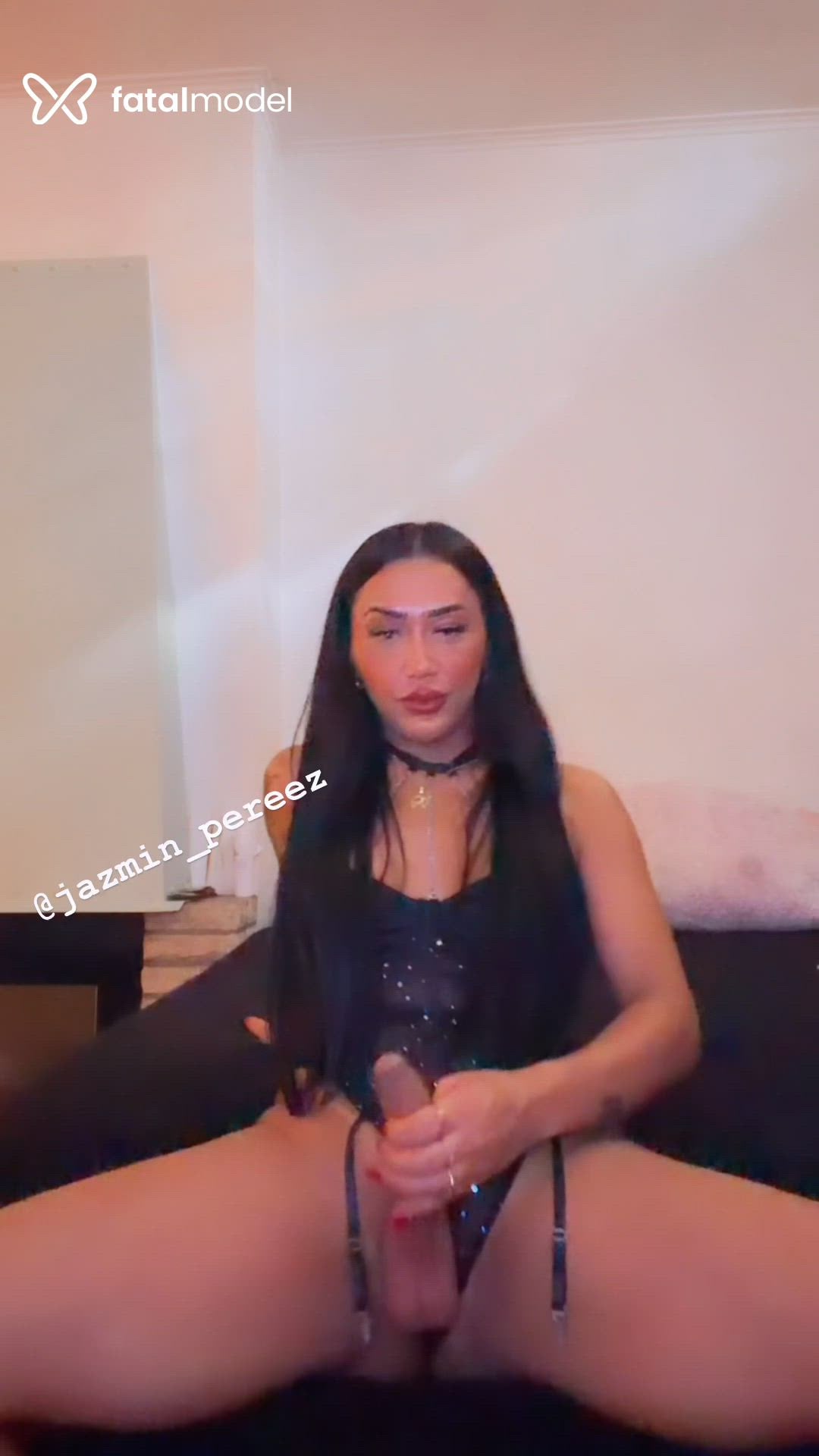 Acompanhante mulher trans morena (o) de olhos castanhos - Jazmin Perez Acompanhante mulher trans morena (o) de olhos castanhos - Jazmin Perez