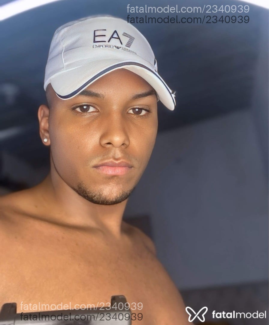 Acompanhante homem morena (o) de olhos castanhos em Francisco Morato - Pedrinho