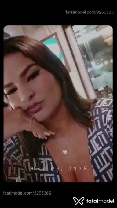 Acompanhante mulher ruiva (o) de olhos castanhos - Priscilla Dias Acompanhante mulher ruiva (o) de olhos castanhos - Priscilla Dias