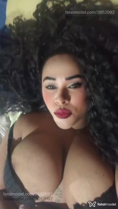 Acompanhante mulher morena (o) de olhos pretos em Sinop Acompanhante mulher morena (o) de olhos pretos em Sinop - Morena