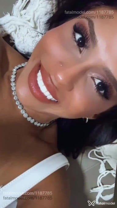 Acompanhante mulher morena (o) de olhos pretos em Paraíso do Tocantins Acompanhante mulher morena (o) de olhos pretos em Paraíso do Tocantins - Valentina Vieira