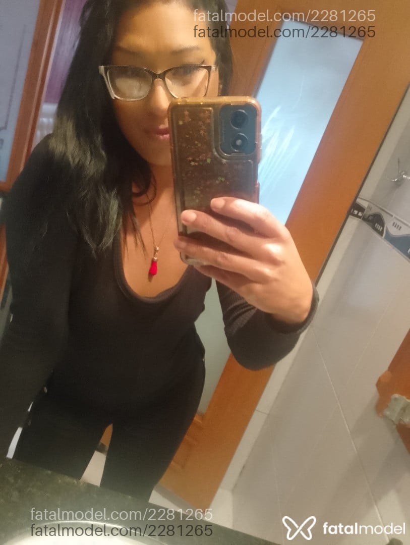 Acompanhante mulher trans morena (o) de olhos castanhos em Porto Alegre - Jordana Louis
