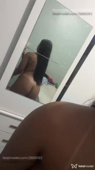 Acompanhante mulher morena (o) de olhos pretos em Virtual - Paraíbinha