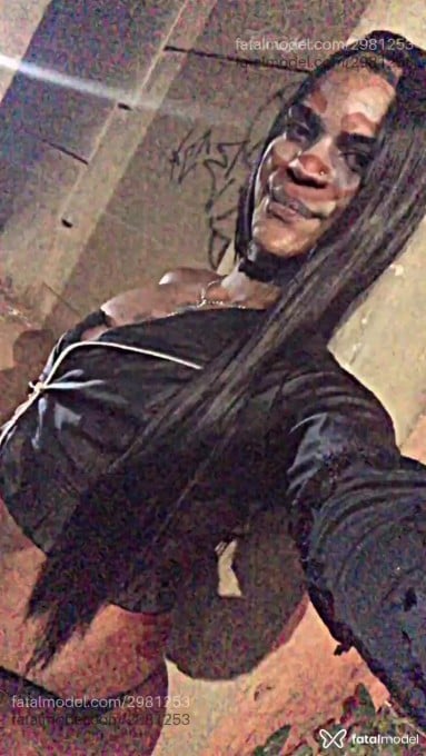 Acompanhante homem trans morena (o) de olhos pretos em Uberlândia - Hemelly Leal