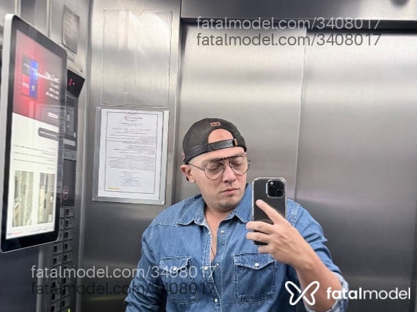 Acompanhante homem morena (o) de olhos castanhos em São Paulo - Marcel