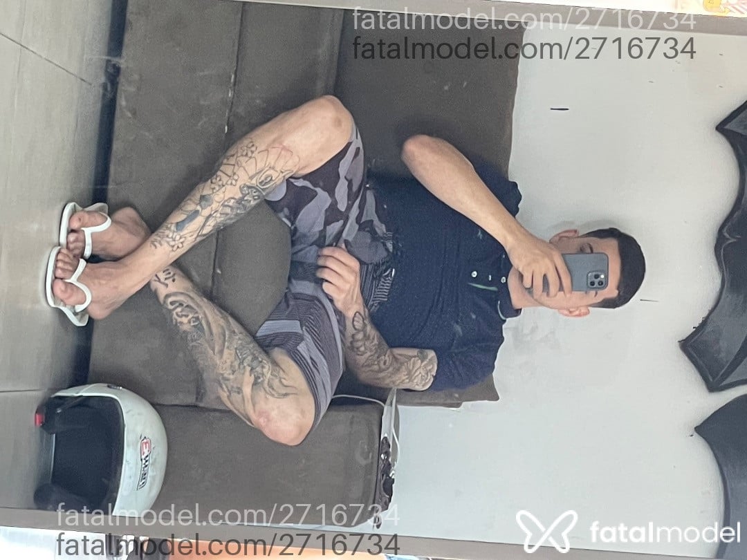 Acompanhante homem morena (o) de olhos verdes em Goiânia - Araújo