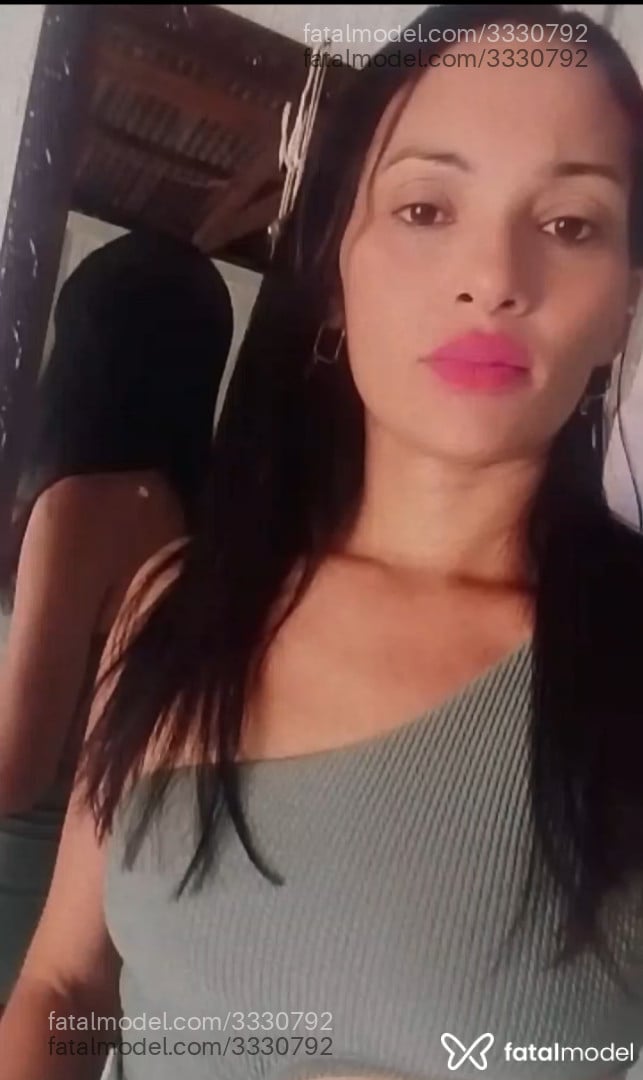 Acompanhante mulher com cabelo castanho de olhos castanhos em Matupá Acompanhante mulher com cabelo castanho de olhos castanhos em Matupá - Lenny