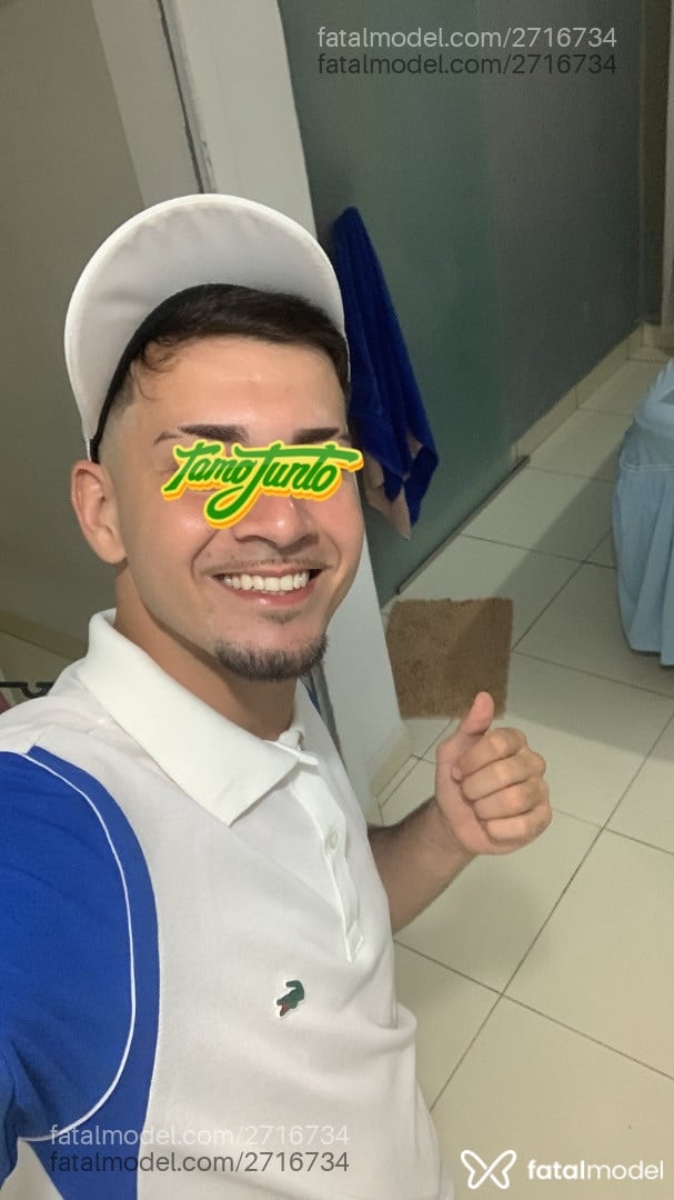Acompanhante homem morena (o) de olhos verdes em Goiânia - Araújo