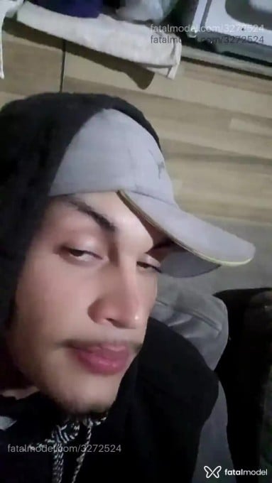 Acompanhante homem morena (o) de olhos castanhos em Brasília - Brayan