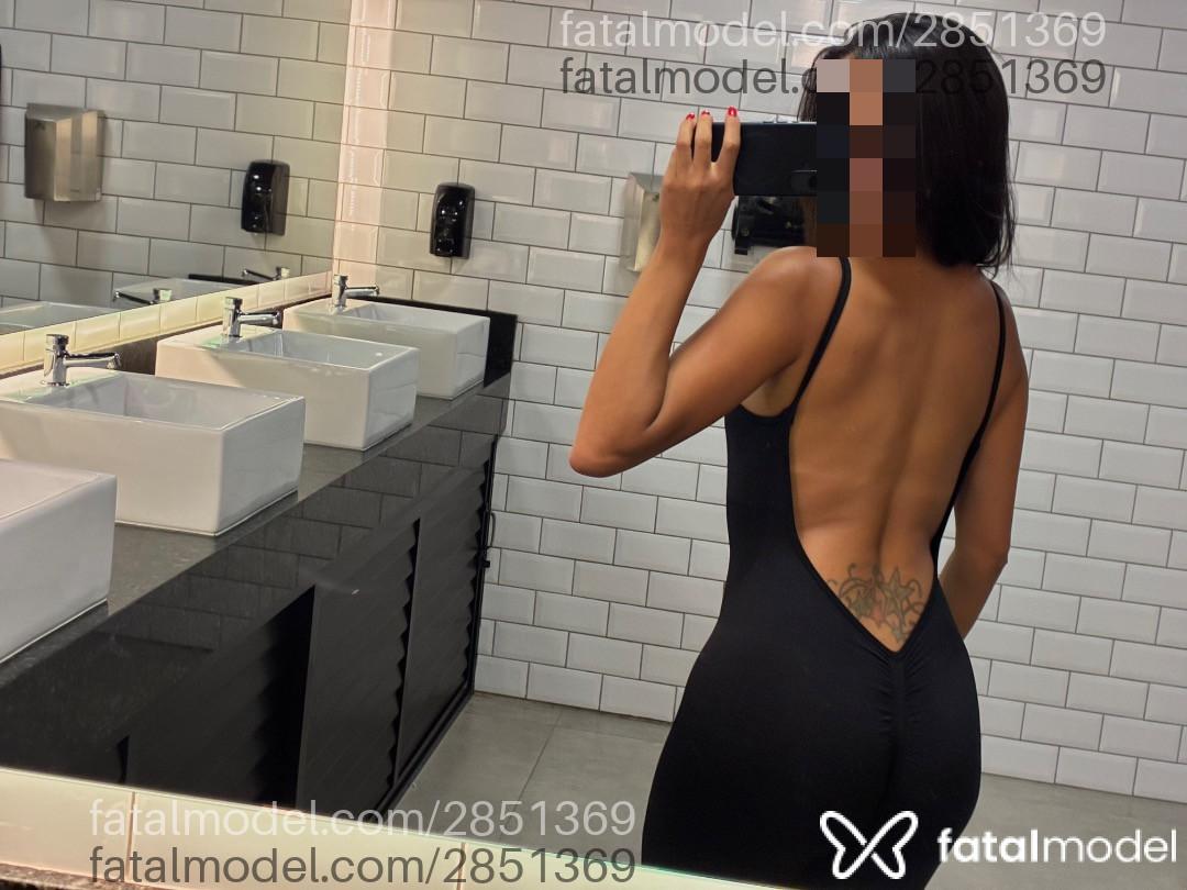 Acompanhante mulher morena (o) de olhos castanhos em Virtual - Lunnavix