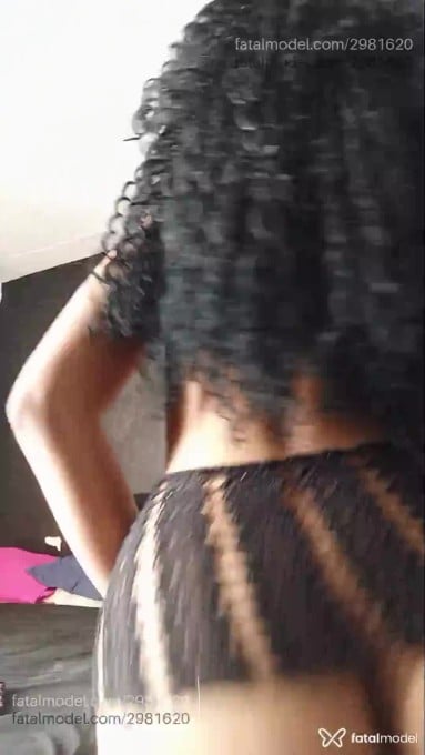 Acompanhante mulher morena (o) de olhos castanhos em Taubaté - Morena