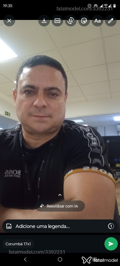 Acompanhante homem com cabelo castanho de olhos verdes em Rio de Janeiro - Nascimento