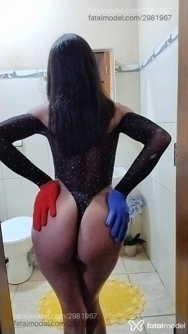 Acompanhante mulher morena (o) de olhos pretos - Bruna Barros