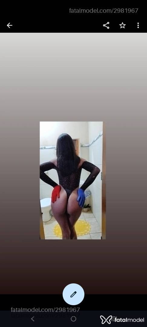 Acompanhante mulher morena (o) de olhos pretos - Bruna Barros