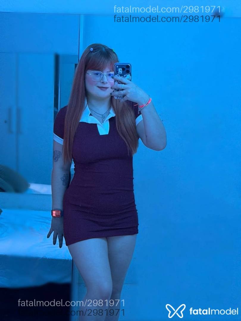 Acompanhante mulher ruiva (o) de olhos verdes - Nicole