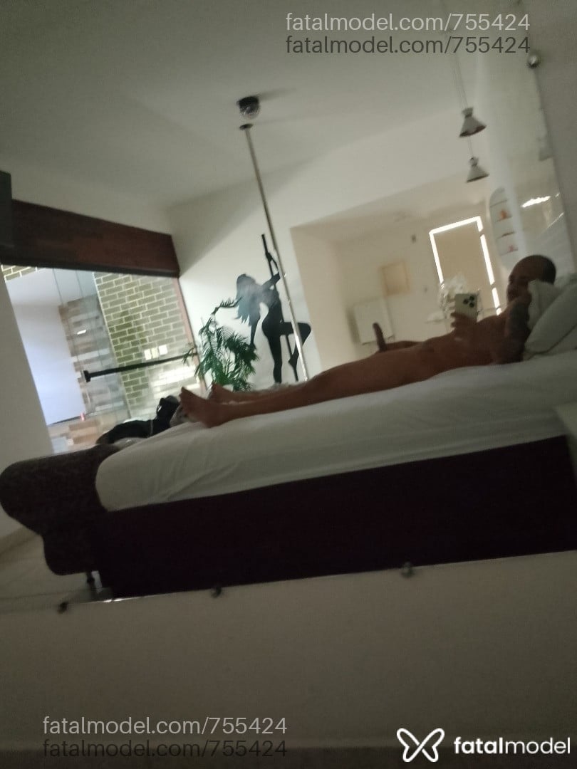 Acompanhante homem sem cabelo de olhos castanhos em Ipatinga - Ricardo felps