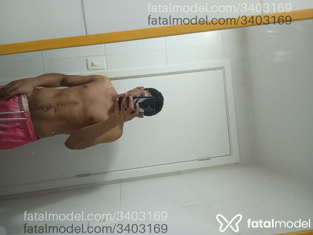 Acompanhante homem morena (o) de olhos pretos em Rio de Janeiro - Neguinsortudo