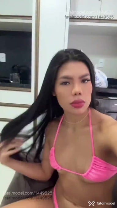 Acompanhante mulher morena (o) de olhos castanhos em Criciúma - Bruna Lima