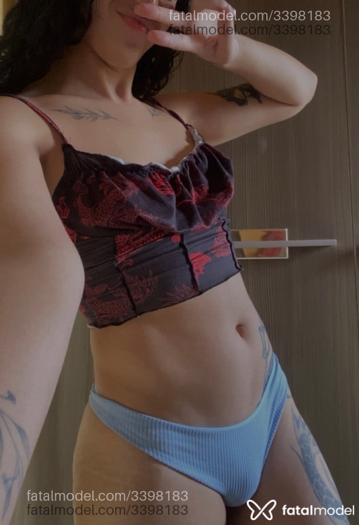 Acompanhante mulher trans morena (o) de olhos castanhos em Contagem - Manuh
