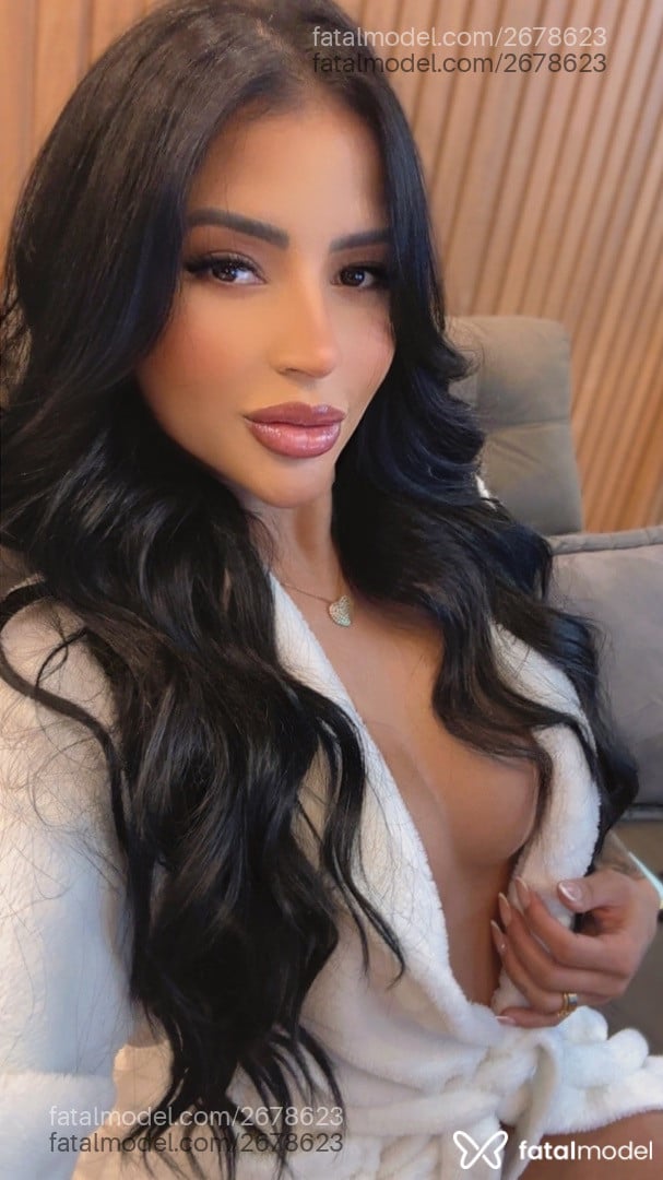 Acompanhante mulher morena (o) de olhos castanhos em Uberlândia - Angel Munhoz