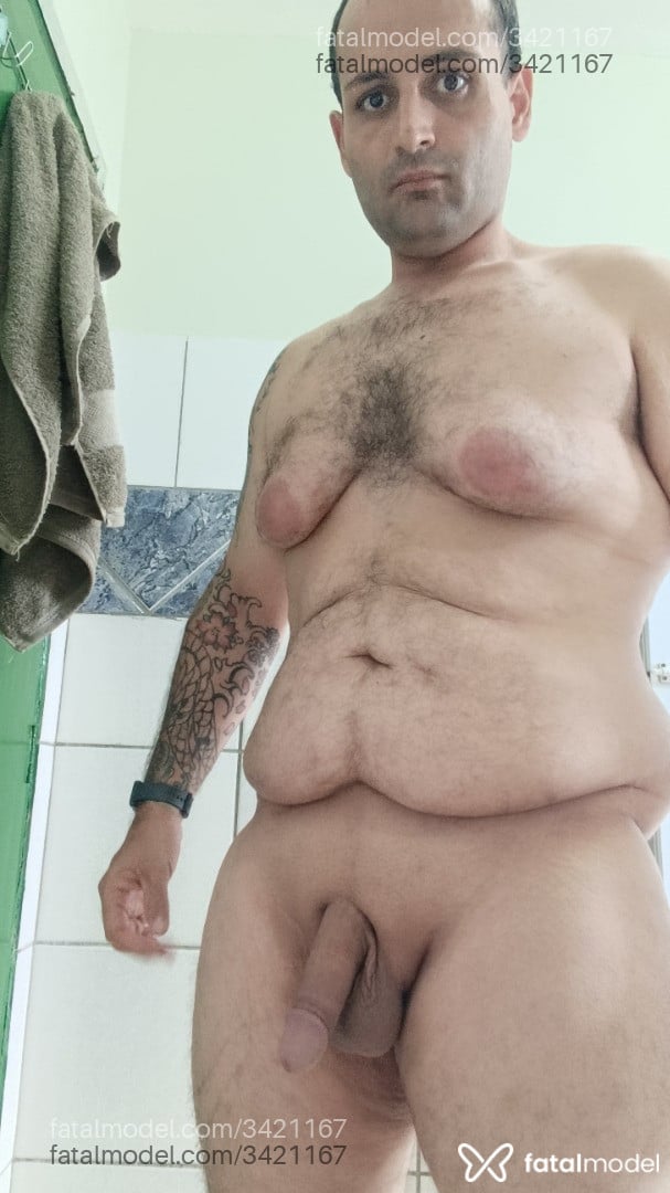 Acompanhante homem com cabelo castanho de olhos pretos em Anápolis - Vinicius