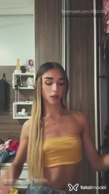 Acompanhante mulher trans morena (o) de olhos castanhos em Imperatriz Acompanhante mulher trans morena (o) de olhos castanhos em Imperatriz - Lara